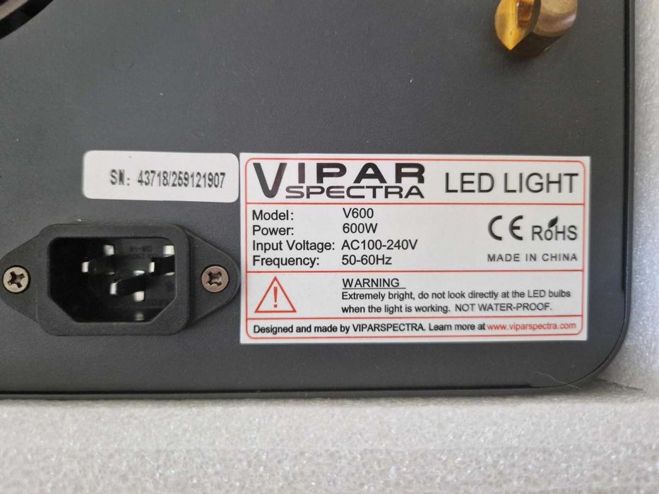 lampa do growbox - ViparSpectra V600 LED Grow Light