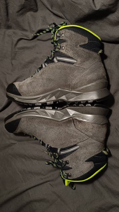 LOWA Explorer GTX gore -tex