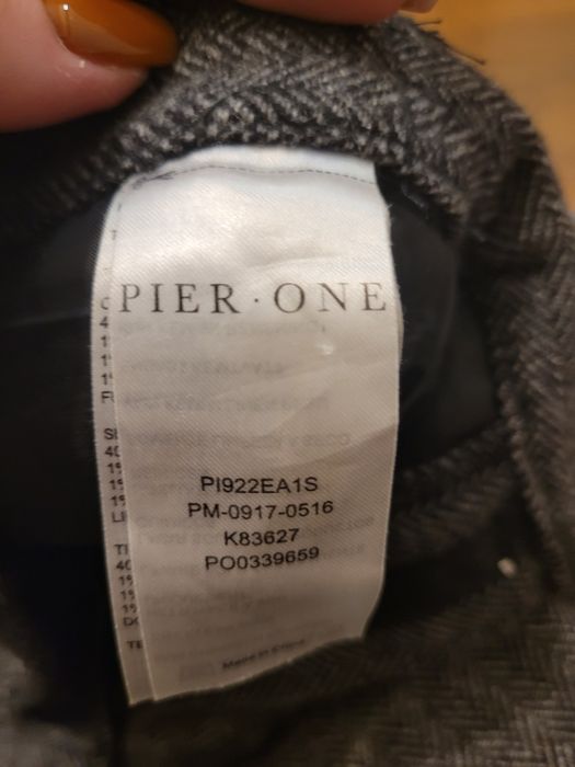 Wełniane spodnie w kant Pier One w jodełkę szare old money W32