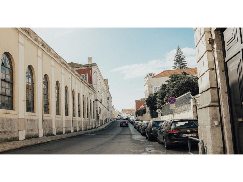 Prédio em PT - Lisboa - 6 frações