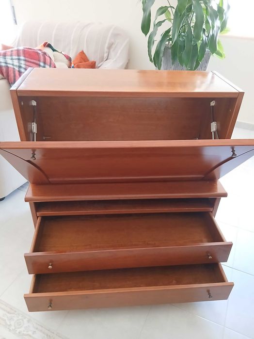 Móvel para Tv com bar e módulo com 2 gavetas