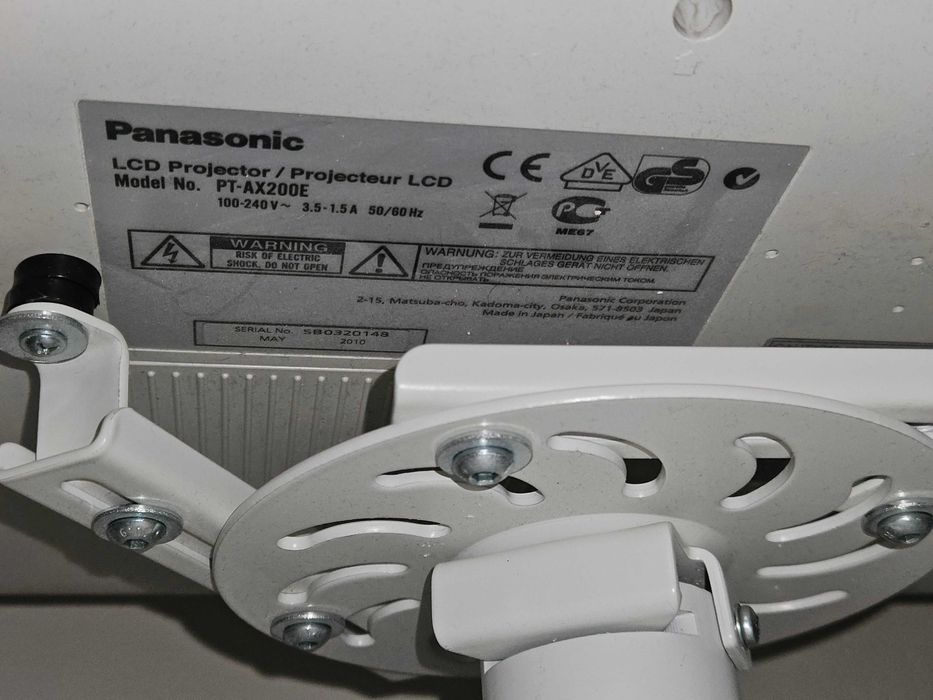 Panasonic projektor PT-AX200E używany