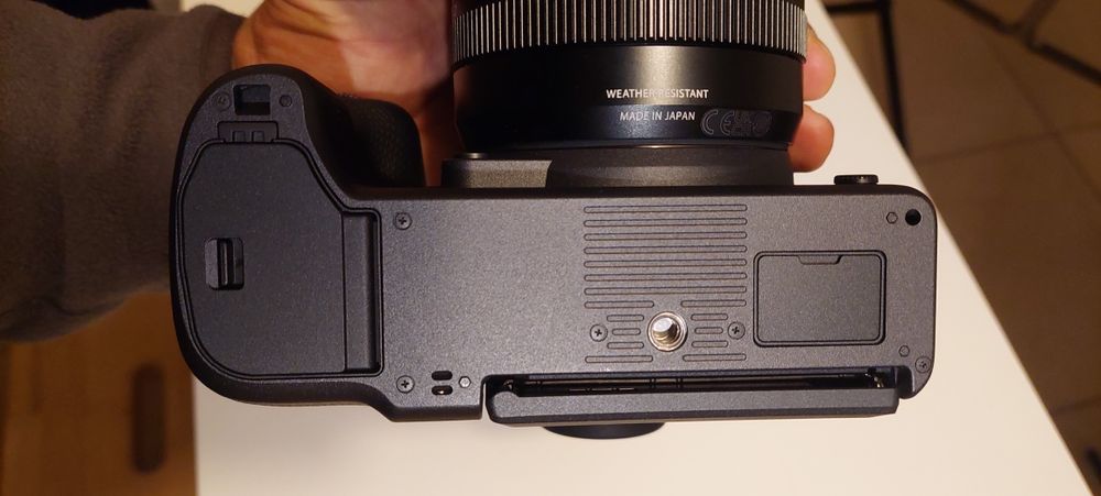 Fujifilm GFX 100II + Fuji GF 55mm f/1.7 WR with Warranty. Rig. New64286582548867122