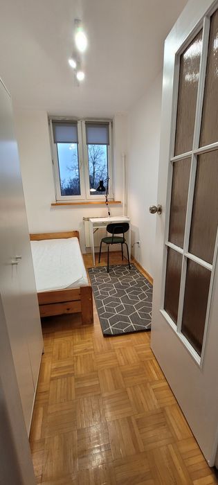 Przytulny pokój na Sadybie - Mokotów.  Wszystkie opłaty w cenie.