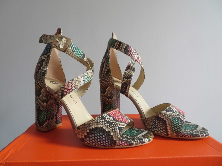 NOWE Buty damskie firmy Calzado Queen rozm. 39