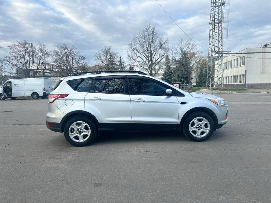 Авто Ford Escape 2016