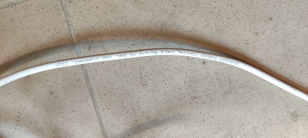 Наружная антенна Т2 с кабелем и усилителем.