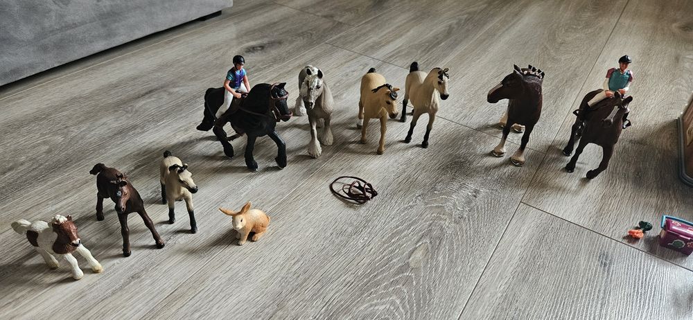 Sprzedam konie schleich