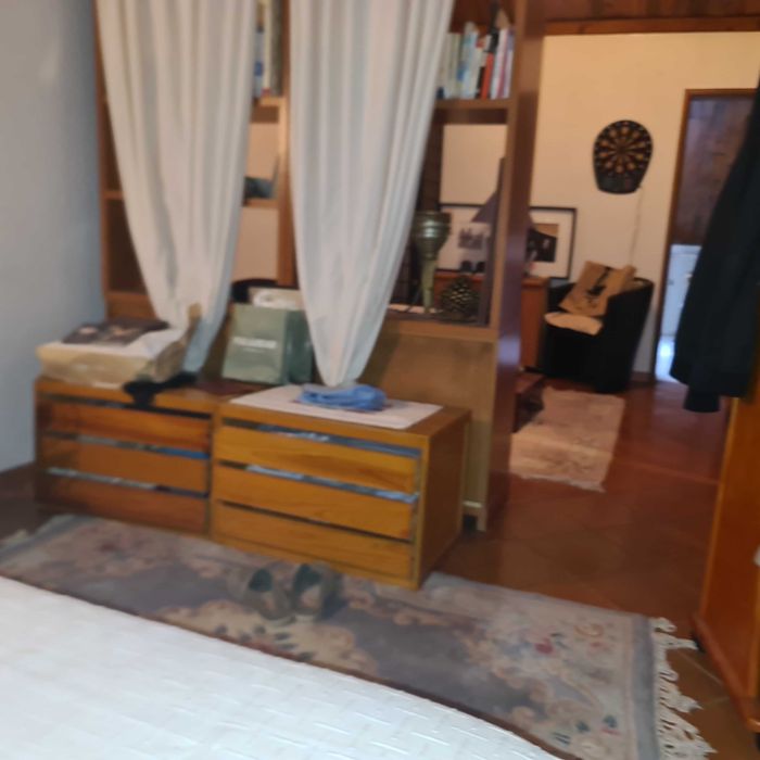 T2 + Sótão Loreto vende-se