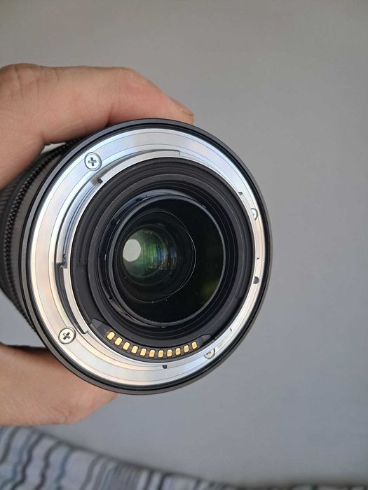 Nikkor 24-70 f4 pod Nikon Z