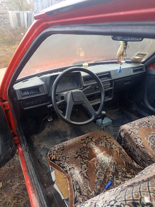 машина Таврія продам