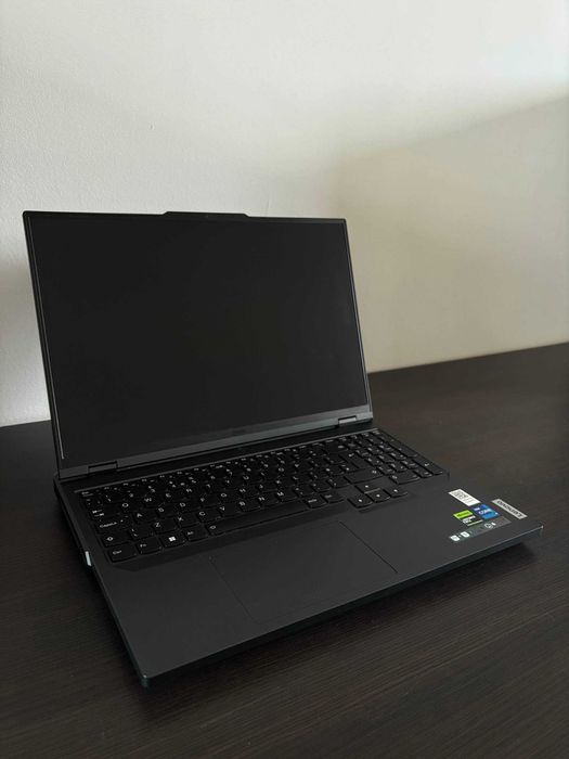 Lenovo Legion Pro 5 16IRX8 | i7-13700HX | RTX 4070 | 32GB DDR5 | 1TB