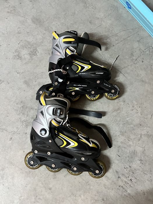 Patins em Linha Preto e Amarelo