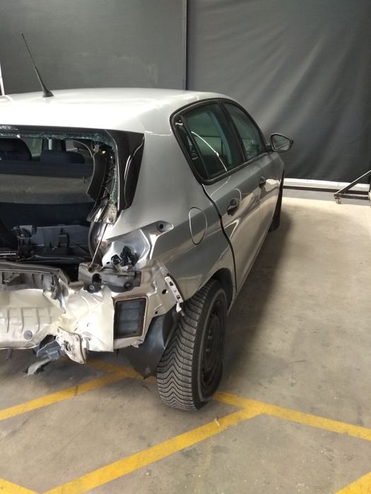 Para peças PEUGEOT 308 II