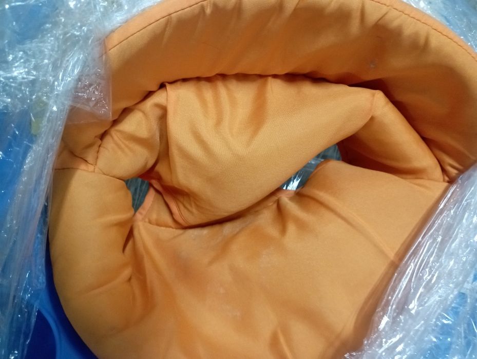 Voador criança em bom estado