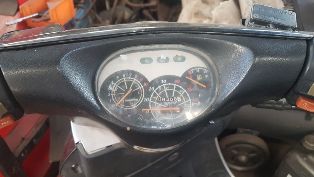 Skuter Moto-Zeta Rally 50 4T