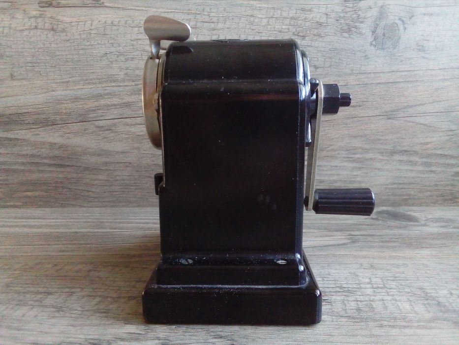 temperówka z korbką asw model 120