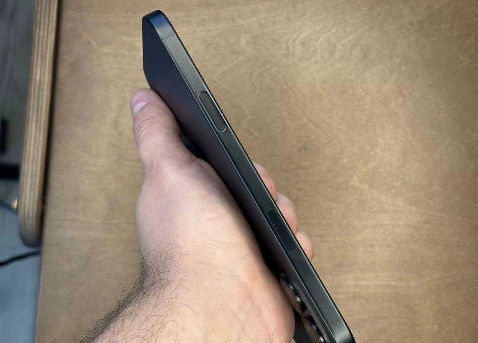 iPhone 16 Plus, 256 ГБ, SIM + eSIM