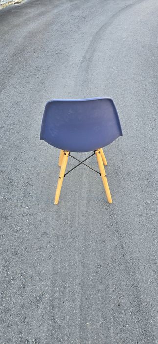 4 Cadeiras Estilo Eames – Azul/Roxo – Excelente Estado