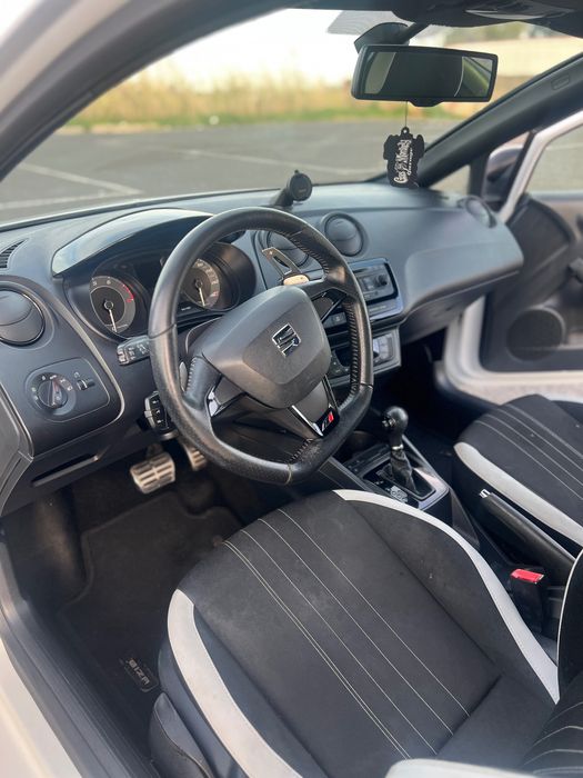 SEAT Ibiza SC 1.4 TSI DSG Cupra
