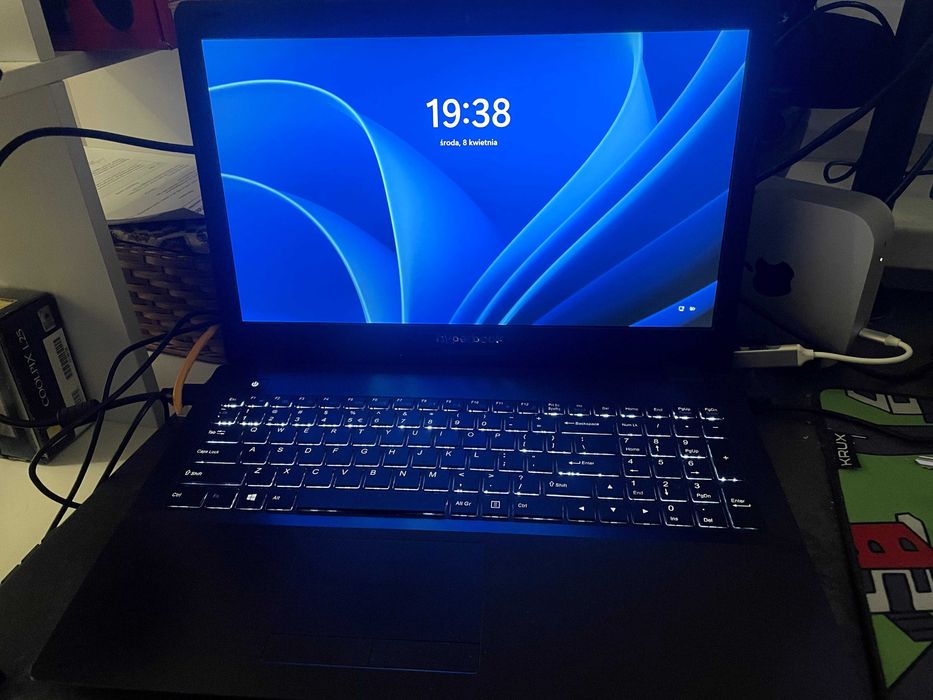 Laptop Hyperbook N650DU | Socket Komputerowy | 32 GB RAM | 1,25TB Dysk