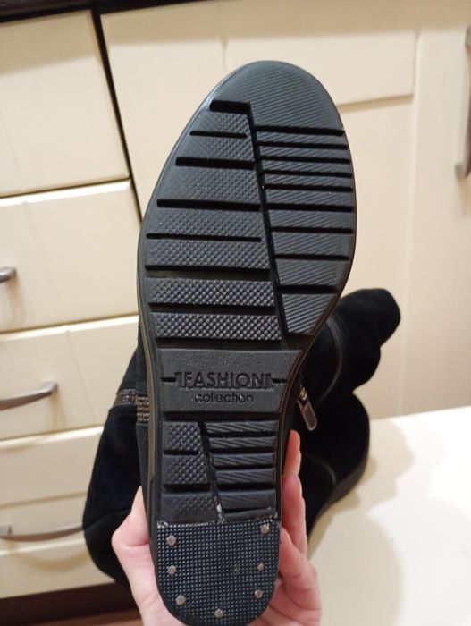 Чоботи зимові з натуральної замші