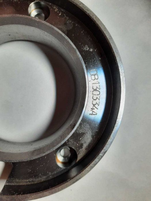 Муфта повного приводу Toyota каталожный номер 41303-42021