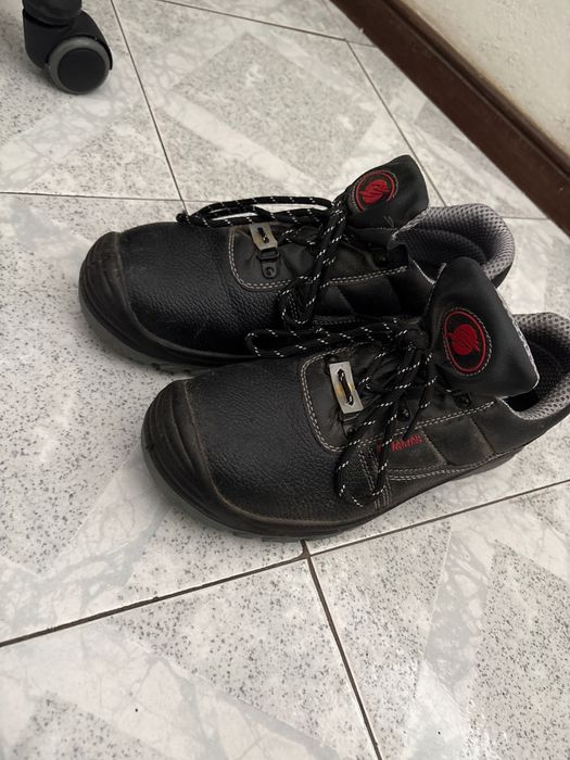 Botas biqueiras de aço