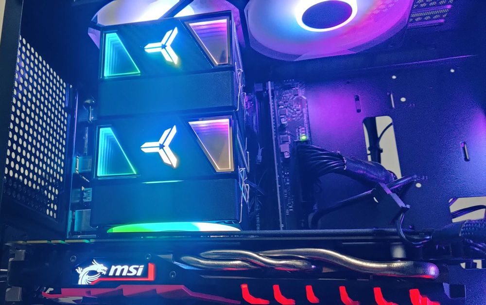 Pc Ultra Gamer Com Gráfica de  8GB GDDR5