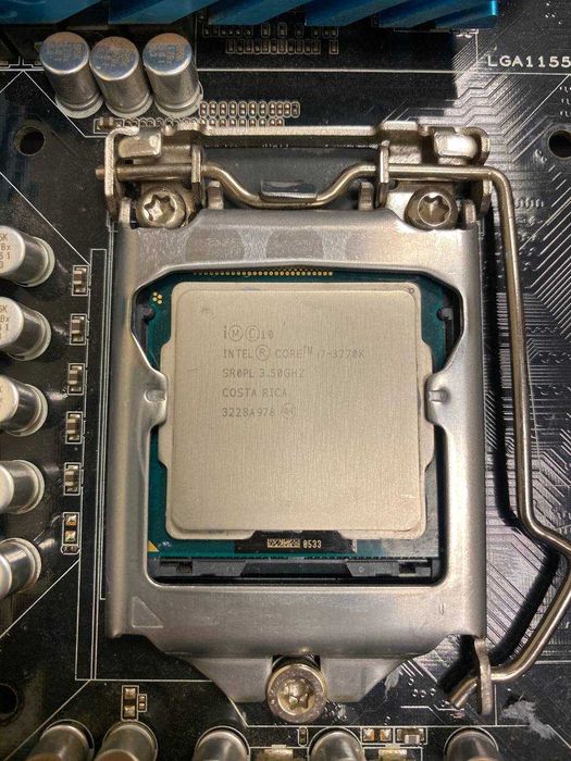 Комплект Asus p8z68 deluxe/gen3 + Core i7 3770K + 16 GB DDR3