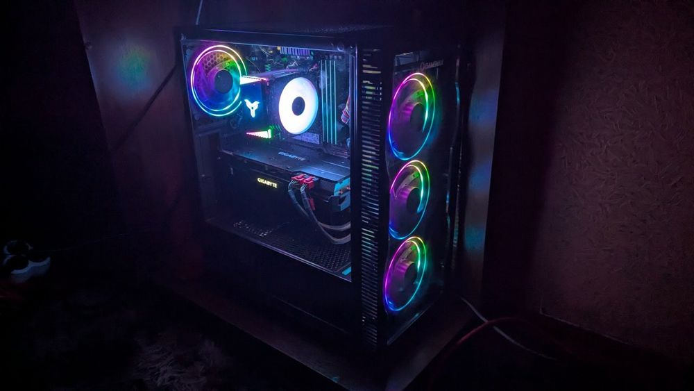 потужний ПК + монітор + вся периферія