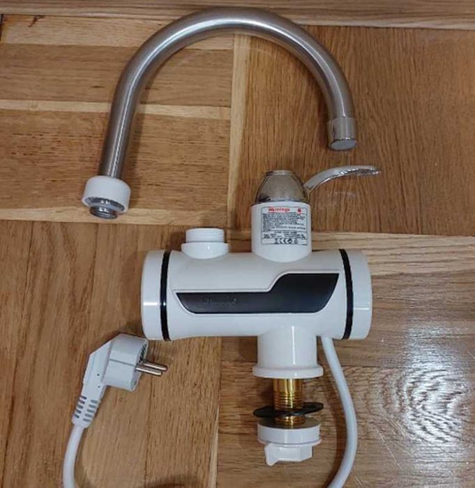 Кран водонагрівач із lcd екраном instant electric нижнє підключення