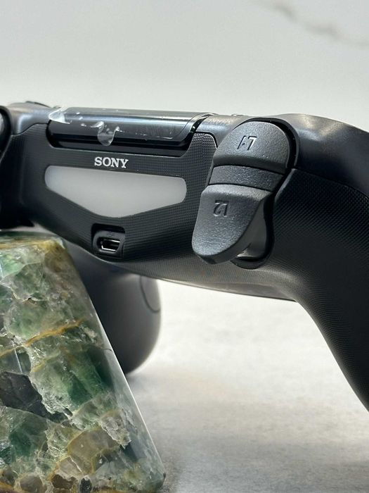 Джойстик PS4 DualShock 4 Wireless Controller чорний новий