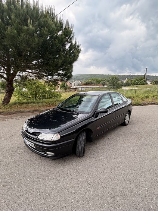 Renault Laguna RXE