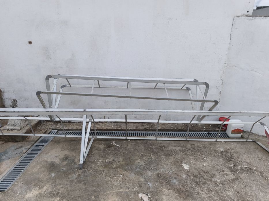 Estrutura para toldo