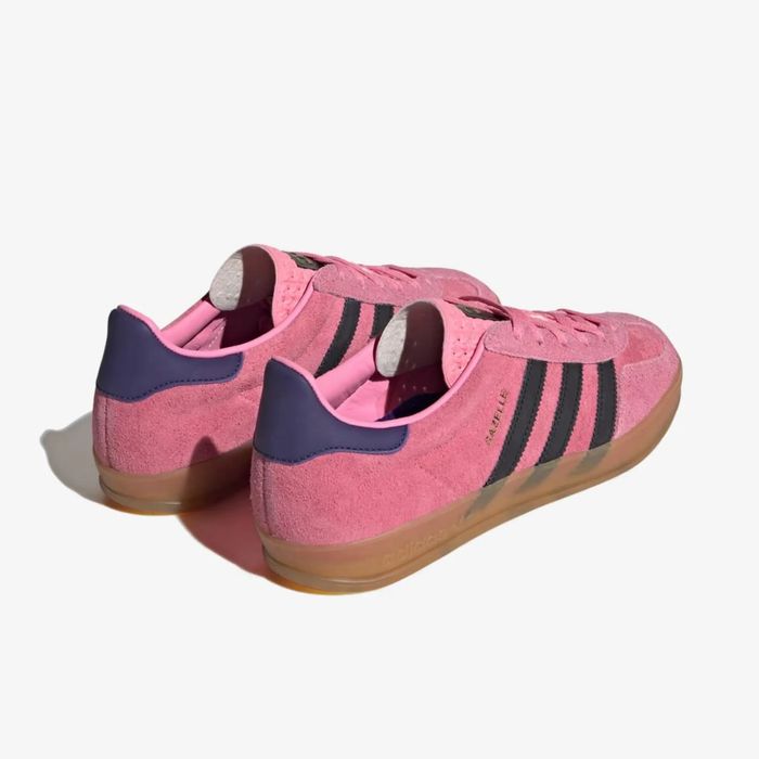 Женские кроссовки ADIDAS