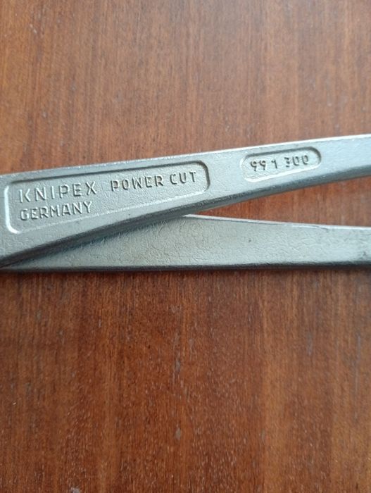 Cęgi zbrojeniowe  KNIPEX