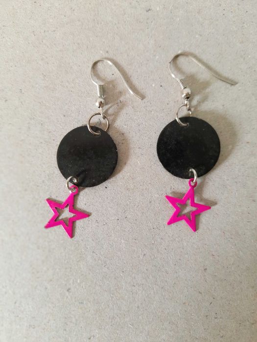 Brincos retro final dos anos 90 início 2000