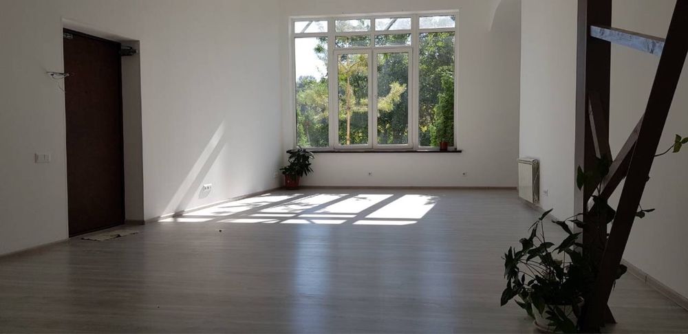 Отдельно стоящее офисное здание. Собственник