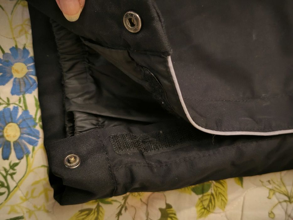 Штани теплі на хлопчика на 8-9 років