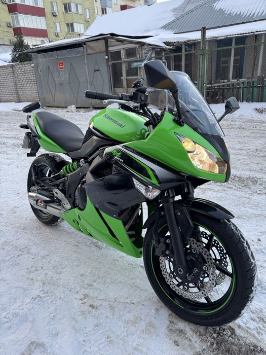 Продам мот Kawasaki Ninja 400 r