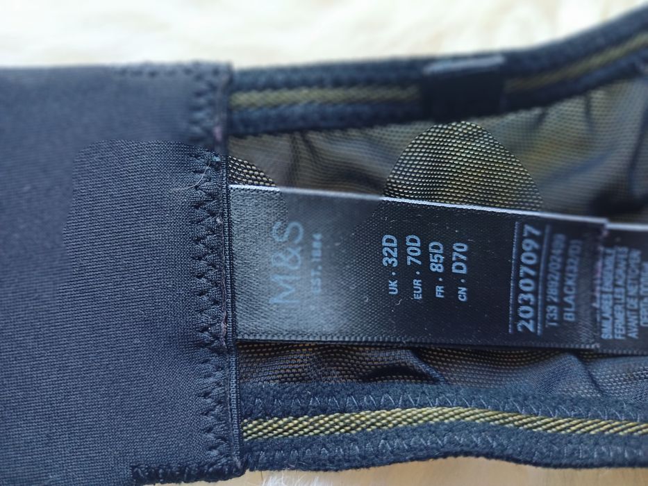 M&S czarny miękki delikatny biustonosz bardotka 70D 32D