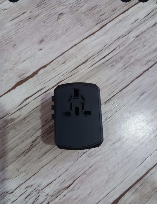 Uniwersalny adapter Tripper