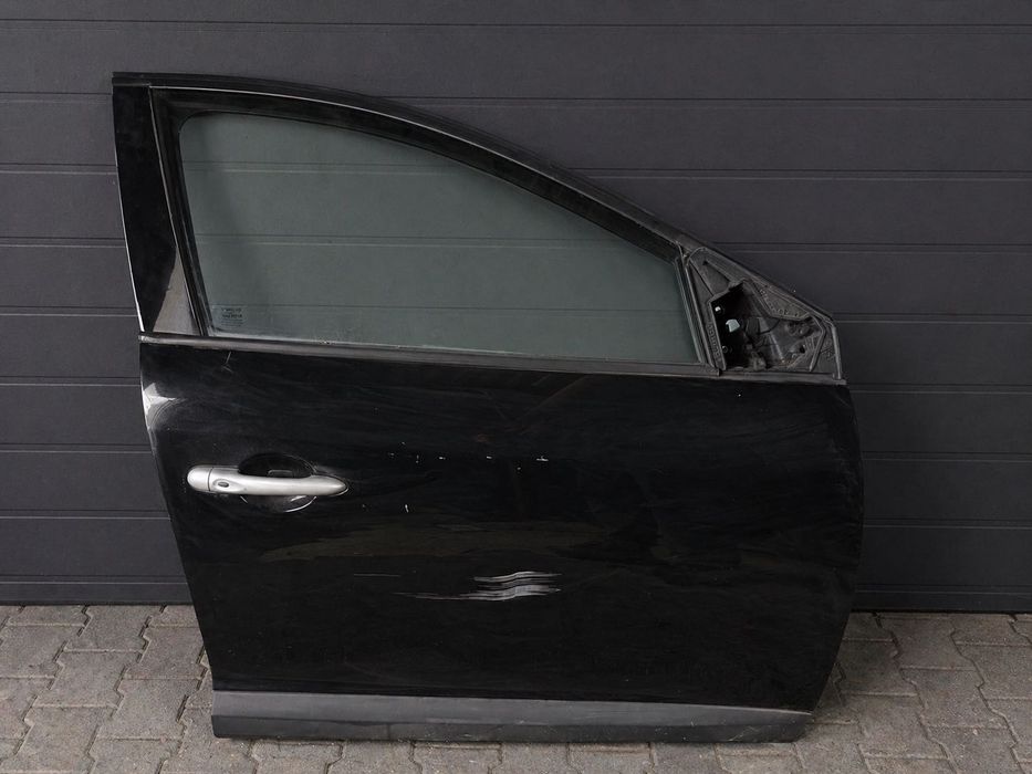 Двері передні праве Renault Grand Scenic 3