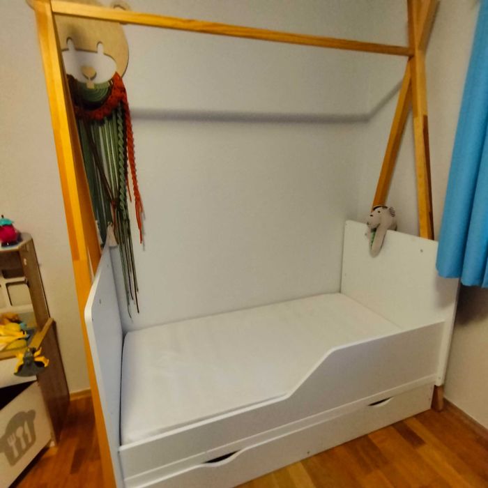 Łóżko niemowlęce