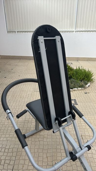 Banco de musculação, ginástica e abdominais