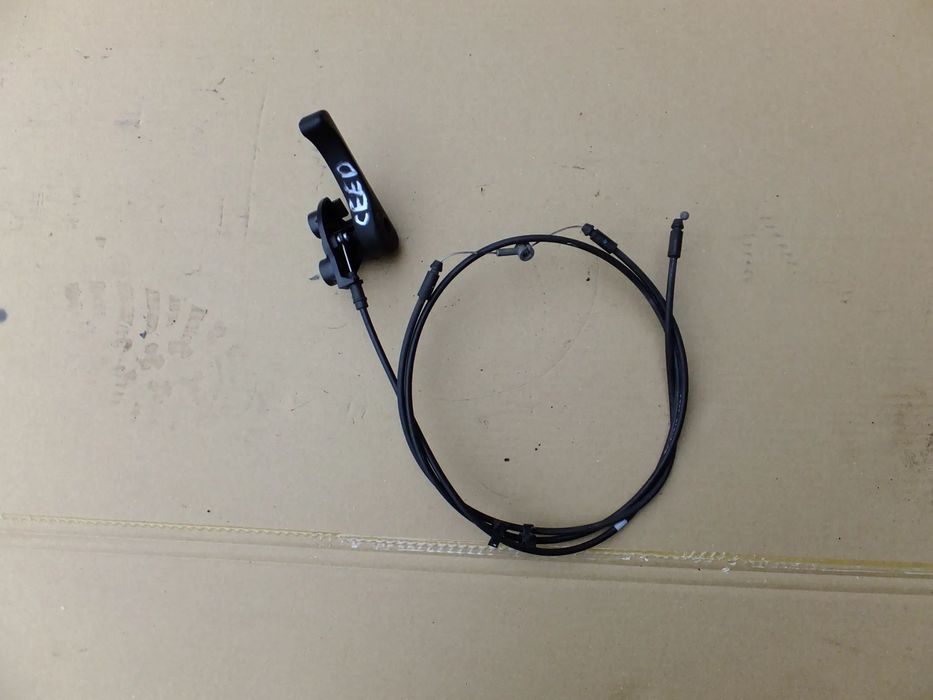 rączka linka otwierania maski kia ceed I lift 2009r EUROPA