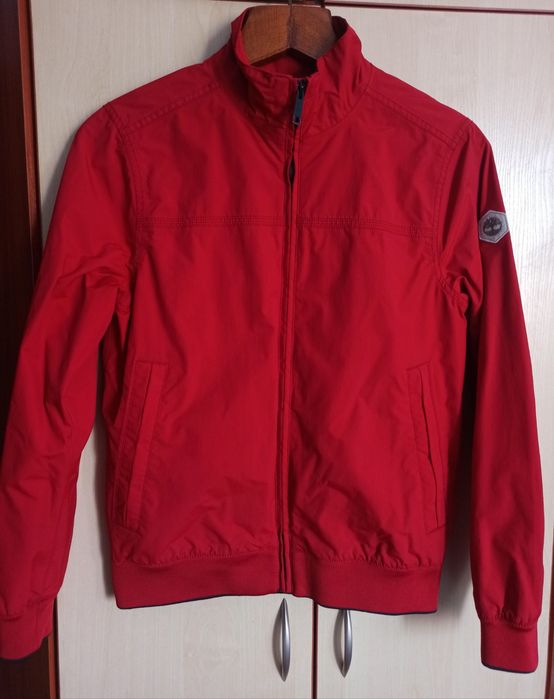 Продам куртку весна осінь