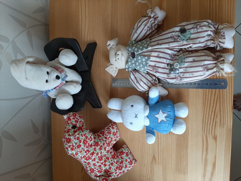 Мягкие игрушки / стул/подставка  резной