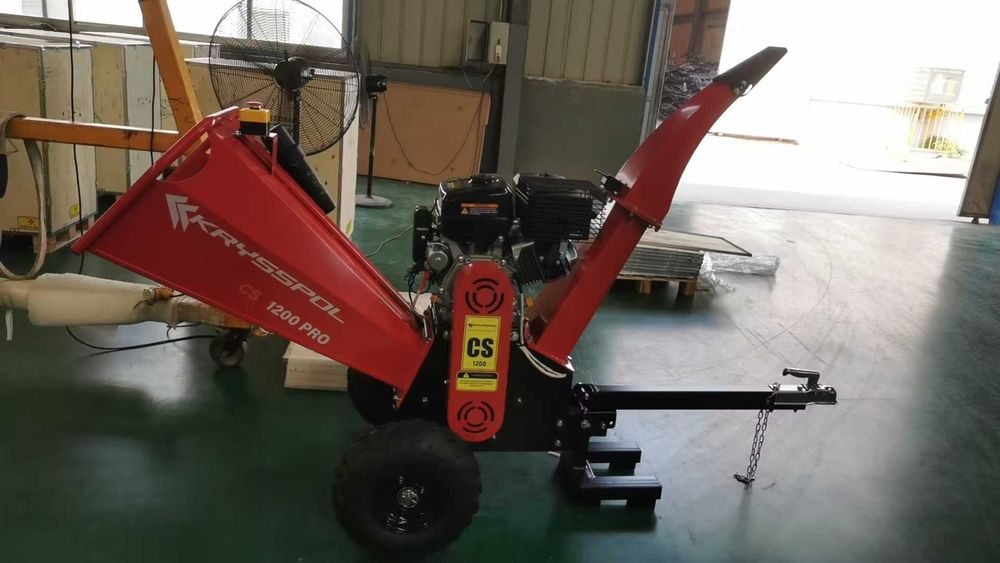 Profesjonalny rębak do gałęzi sprzęgło CS1200 15KM 12cm